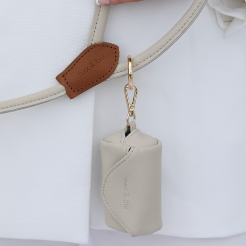 Waste bag pouch